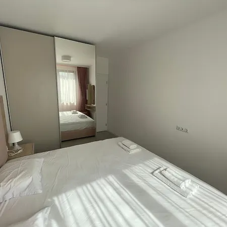 Designer 1br In Life Pool Included Sozopol