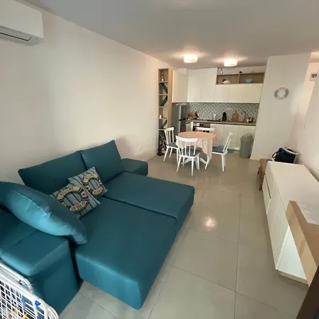 Designer 1br In Life Pool Included Sozopol